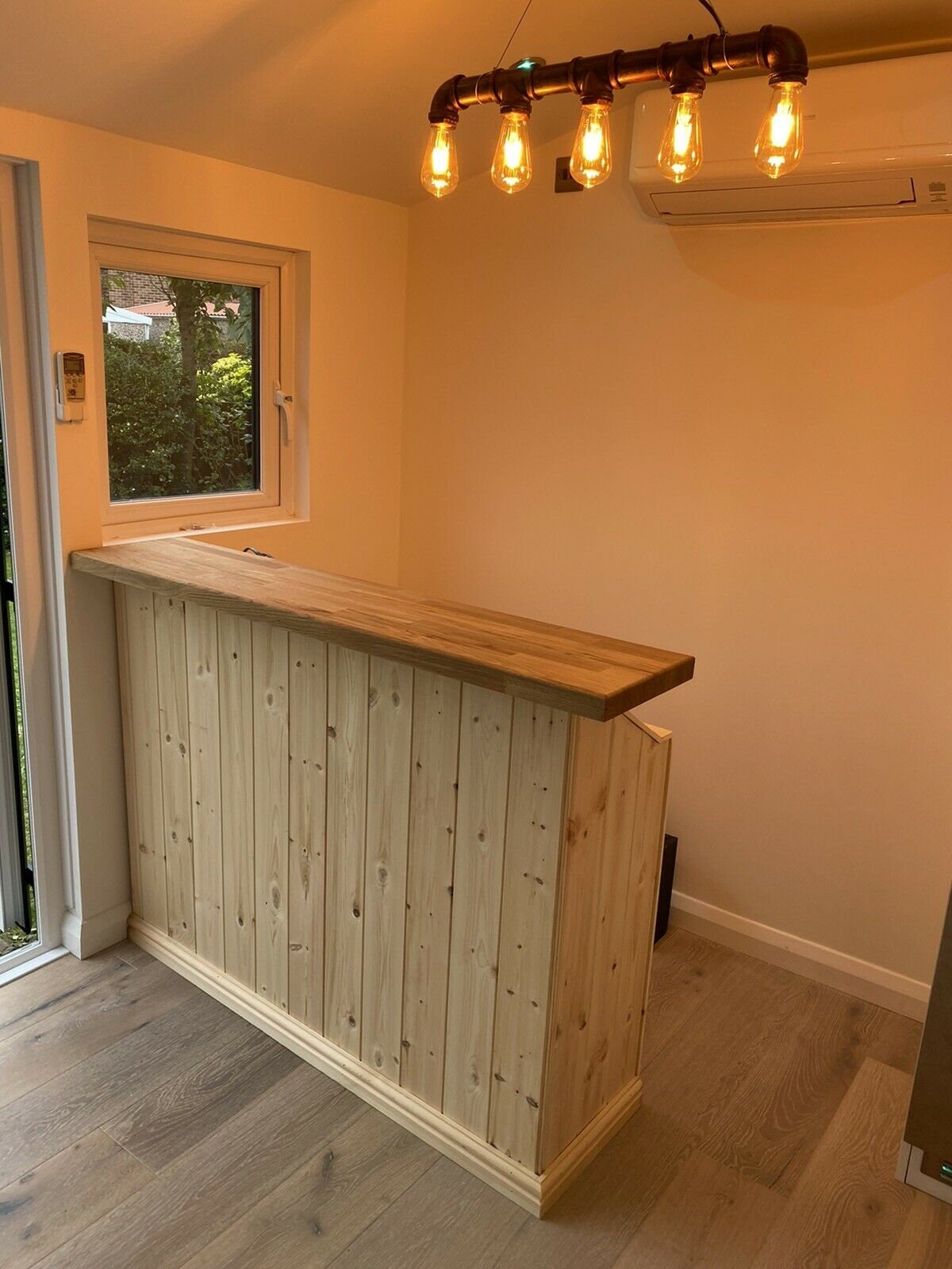 Straight oak home drinks bar 5ft