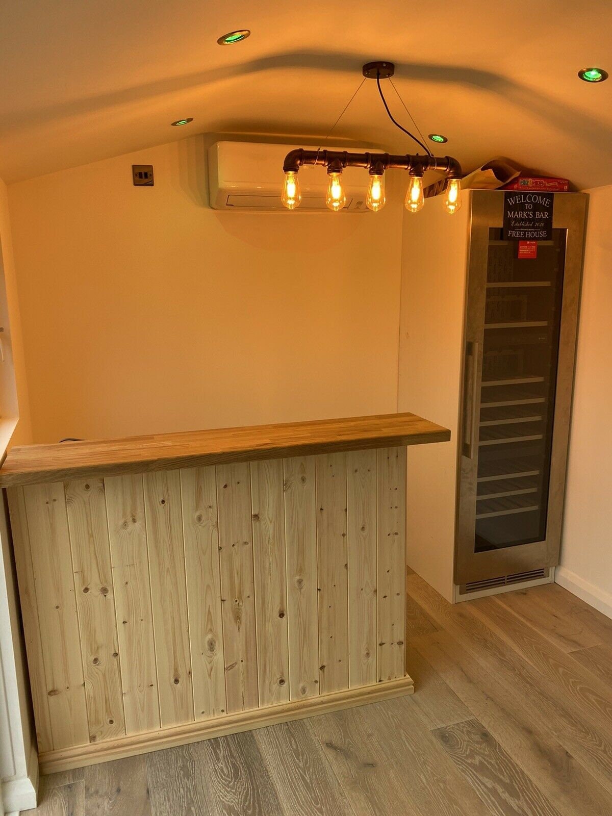 Straight oak home drinks bar 5ft